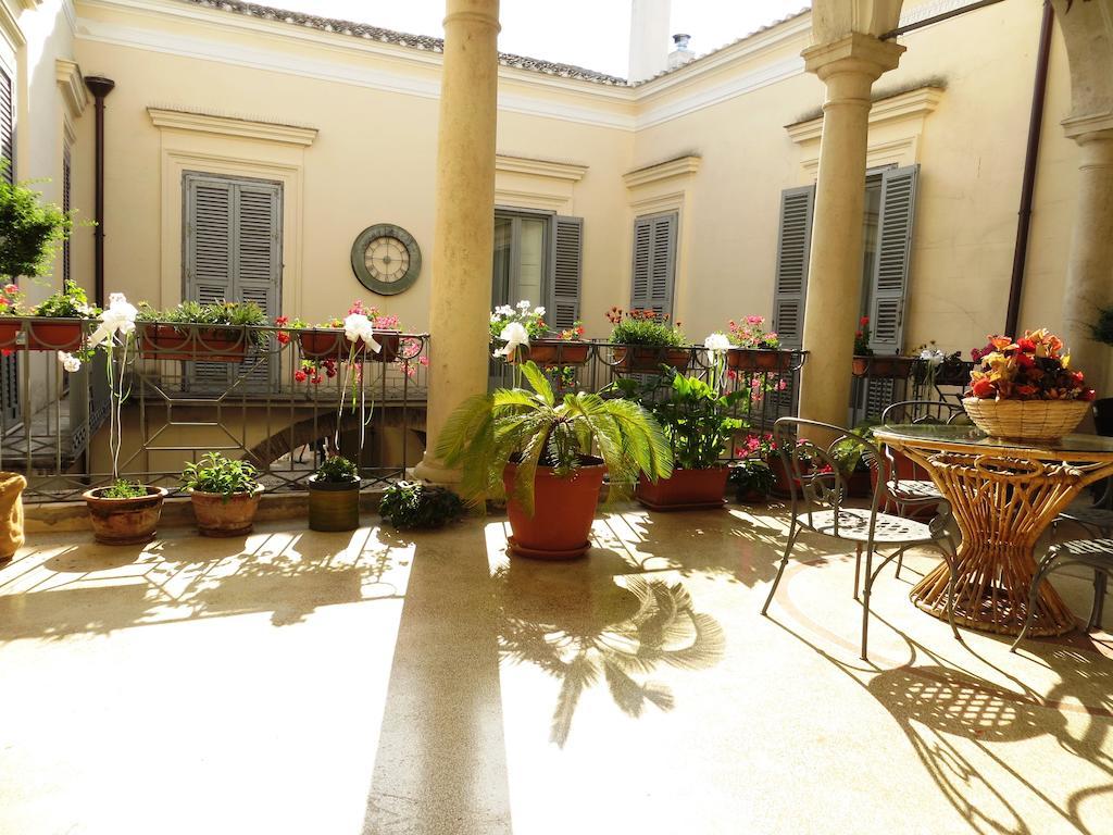 B&B Casa Cavalli Лучера Екстер'єр фото